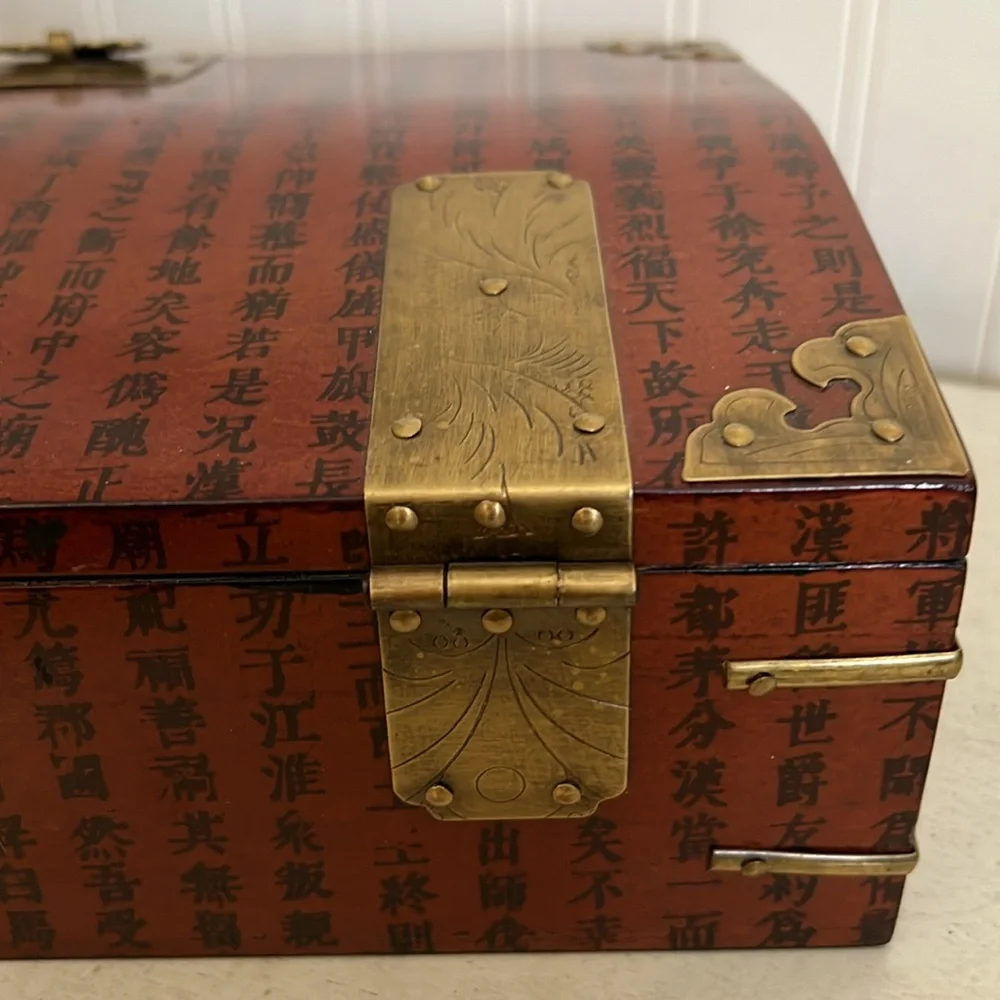 Vintage Chinese ornate jewelry box decorative brass fittings